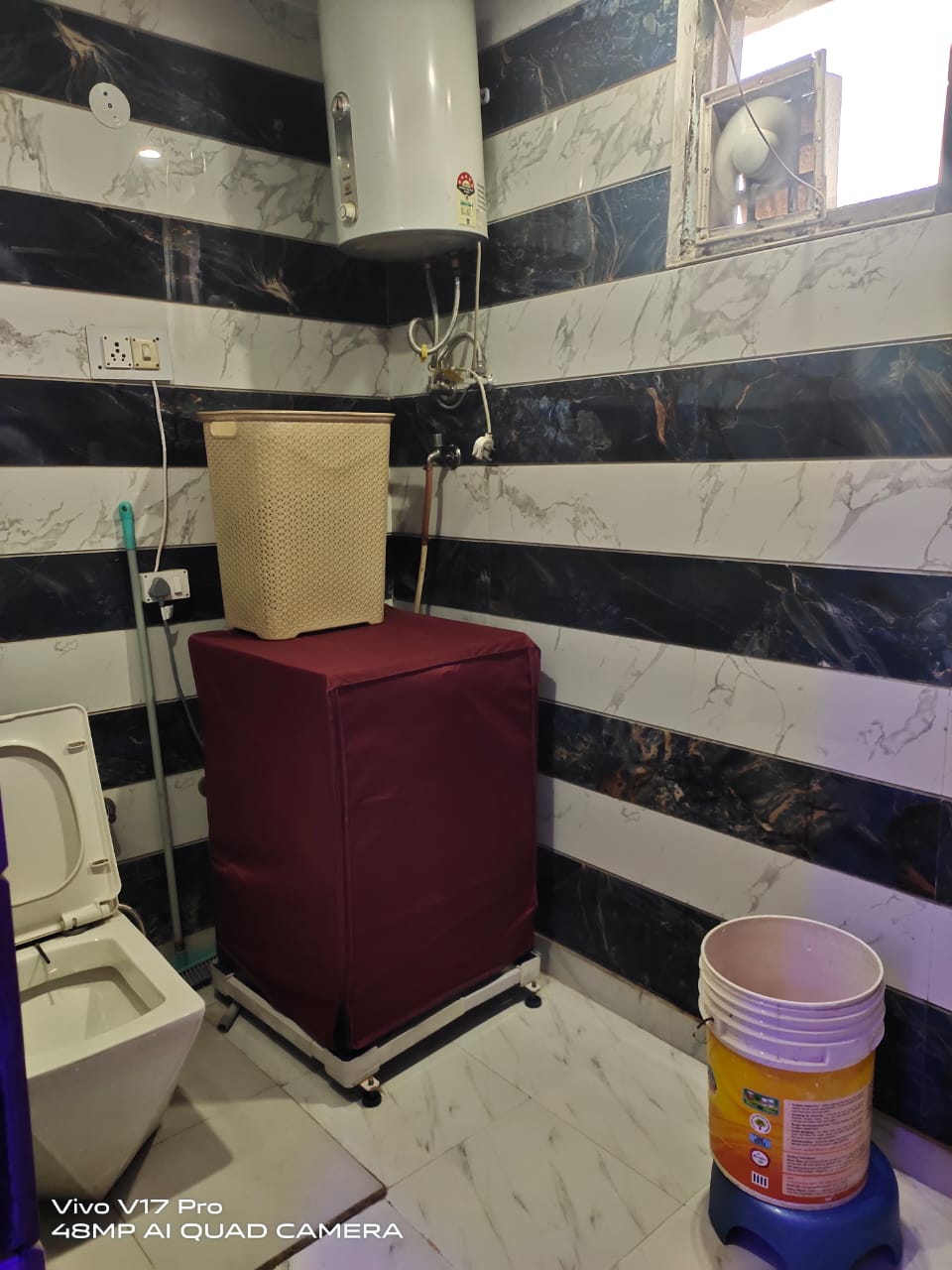 3 BHK Flat in Mansa Ram Park, Uttam Nagar, New Delhi - Image 7