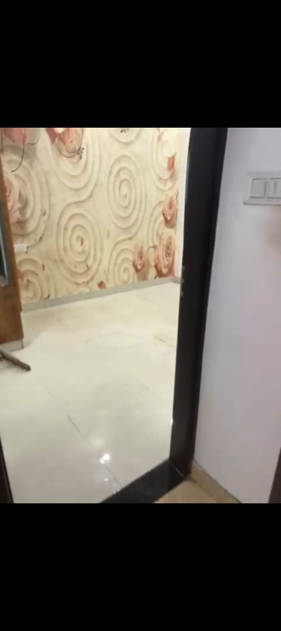 2 BHK Flat for Rent – E Block - Image 3
